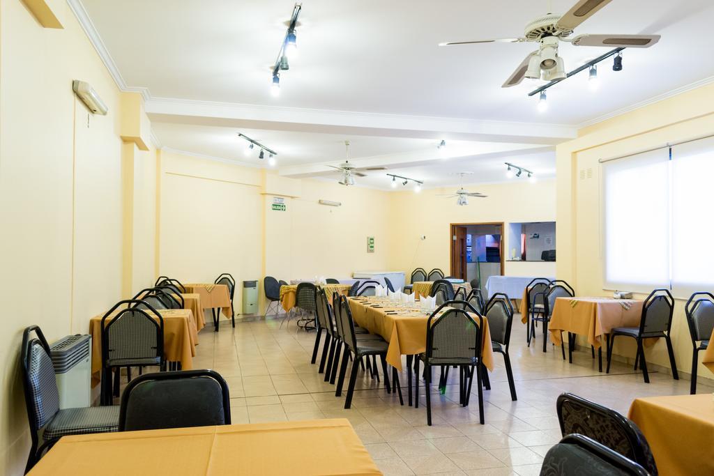 ויז'ה קרלוס פאס Hotel Temu מראה חיצוני תמונה