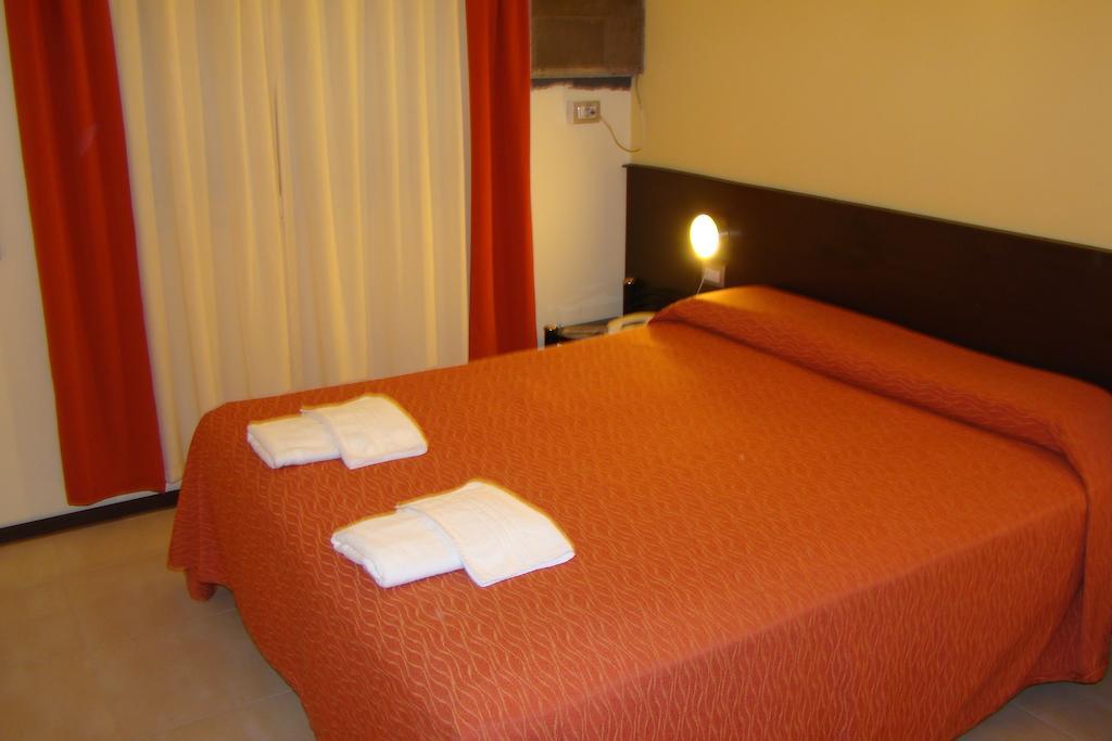 ויז'ה קרלוס פאס Hotel Temu חדר תמונה
