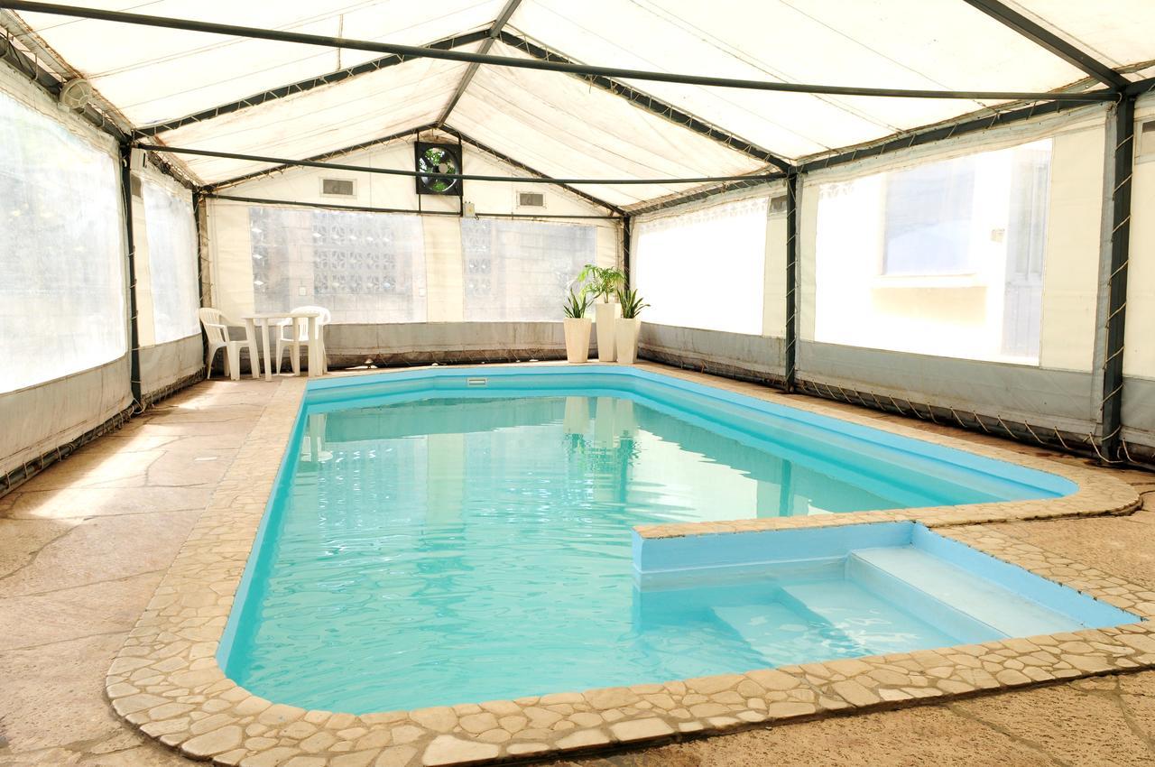 ויז'ה קרלוס פאס Hotel Temu מראה חיצוני תמונה